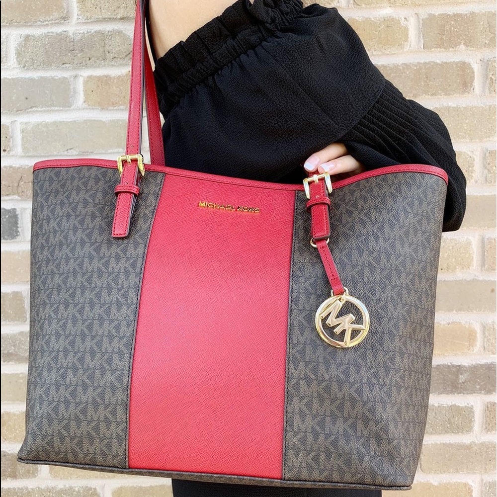Gaby’sBags👜💕-NWT Michael Kors Carryall Tote Red